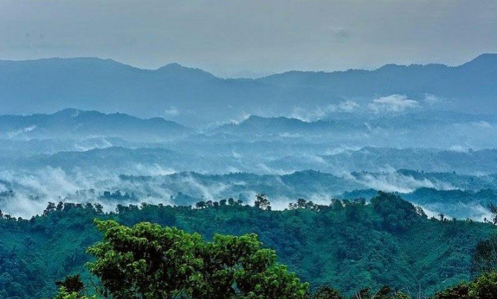 সাজেক ভ্যালি: পাহাড়ের মায়াবী ছায়ায়