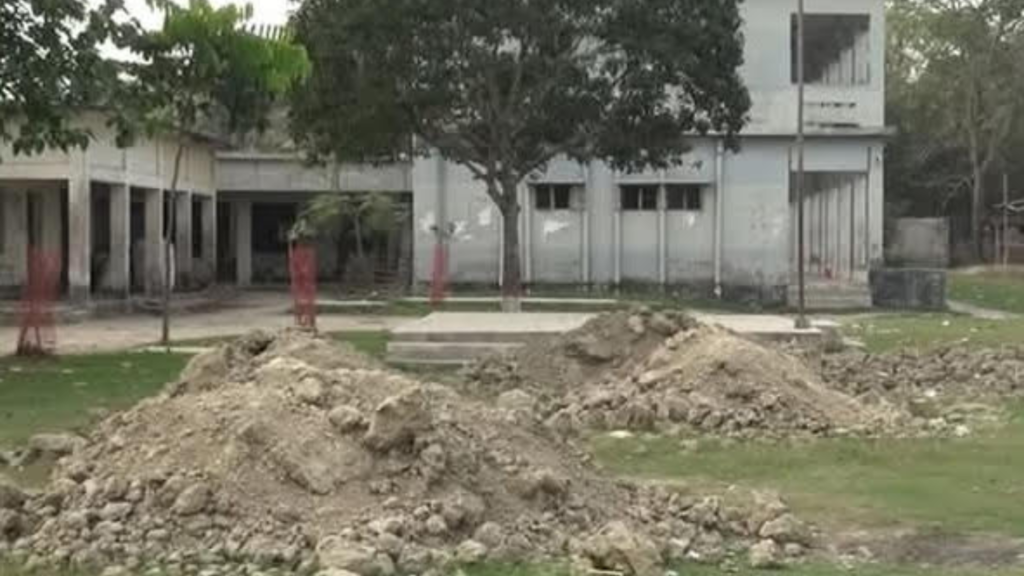 যশোরে মাঠ সংস্কারের ৩ লাখ টাকা আত্মসাতের পাঁয়তারা