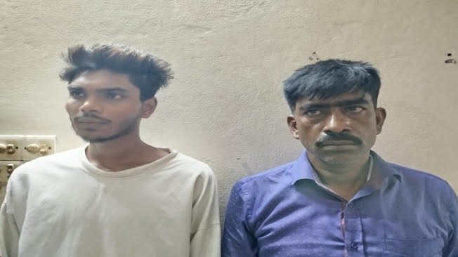 যশোরে ৪,৮৩৭ পিস ইয়াবাসহ দুই বাসযাত্রী আটক করল বিজিবি যশোরে ৪,৮৩৭ পিস ইয়াবাসহ দুই বাসযাত্রী আটক করল বিজিবি