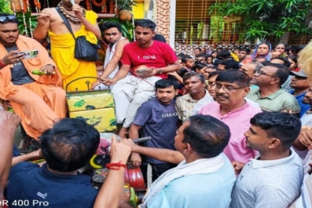 যশোরের কেশবপুরে পালিত হলো জগন্নাথ দেবের রথযাত্রা যশোরের কেশবপুরে পালিত হলো জগন্নাথ দেবের রথযাত্রা