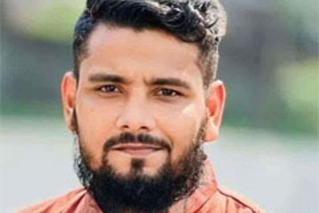 লোহাগাড়ায় ইয়াবাসহ আটক স্থানীয় যুবলীগ নেতা মাসুদ